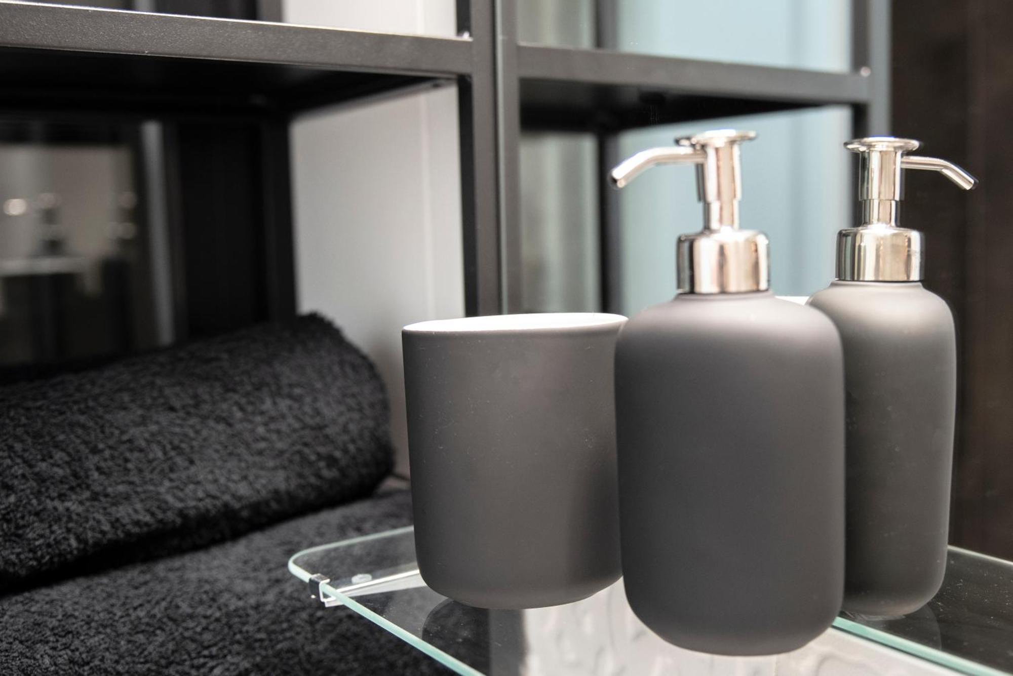 Design Apartment Placa La Font Tarragona Luaran gambar