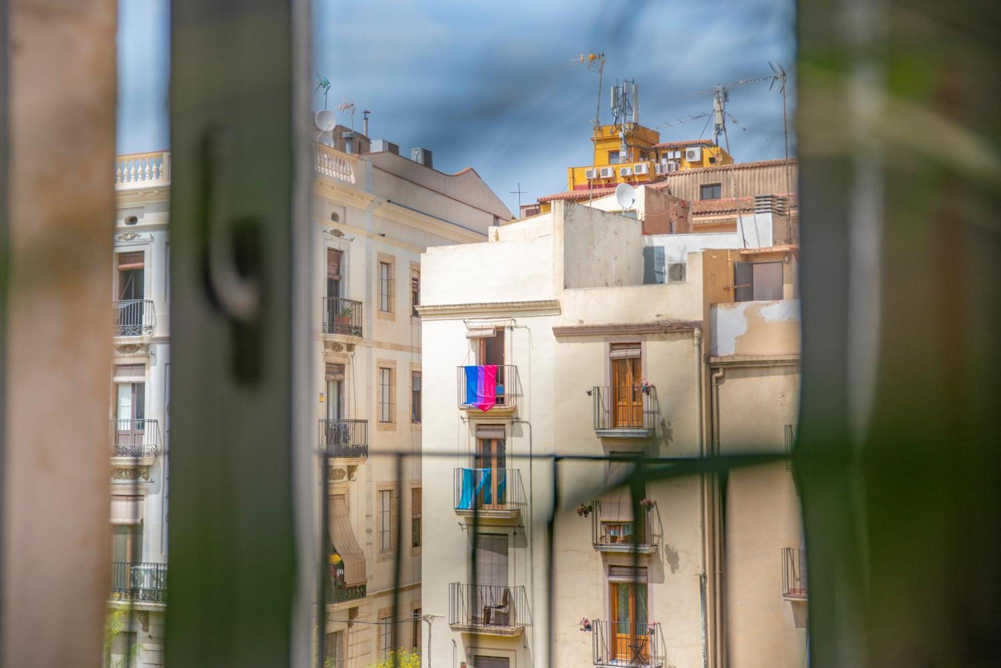 Design Apartment Placa La Font Tarragona Luaran gambar