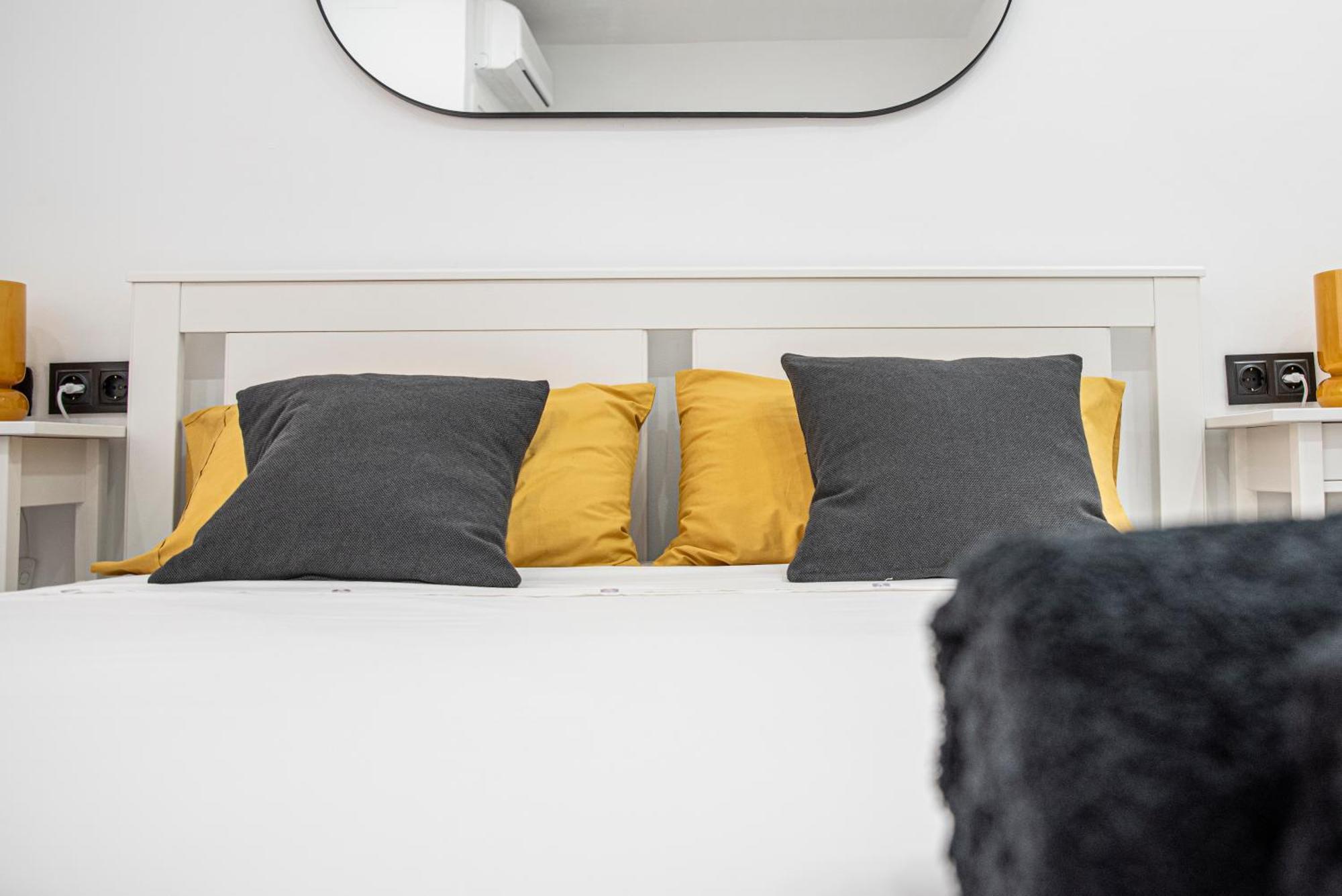 Design Apartment Placa La Font Tarragona Luaran gambar