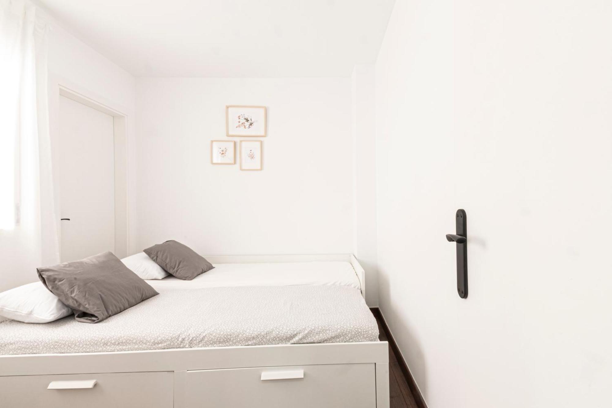 Design Apartment Placa La Font Tarragona Luaran gambar